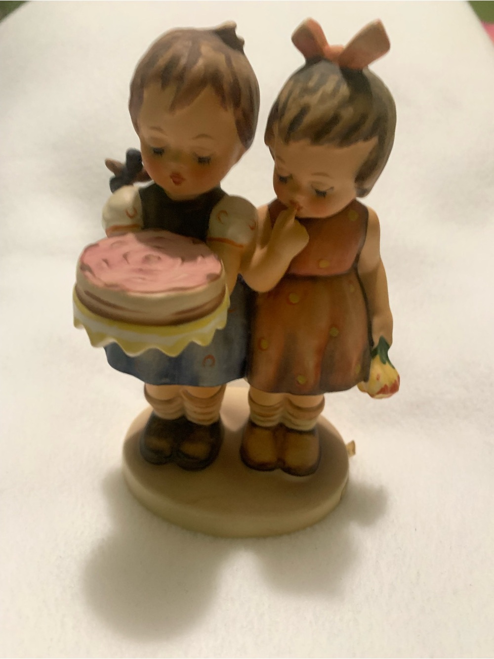 GOEBEL FIGURINE--2 GIRLS HOLDING A CAKE--#T39A-13 5”Tall